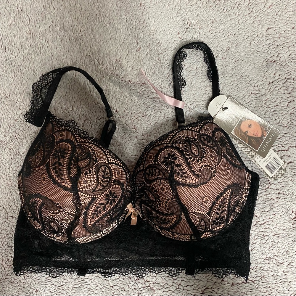 New lace bra with tag